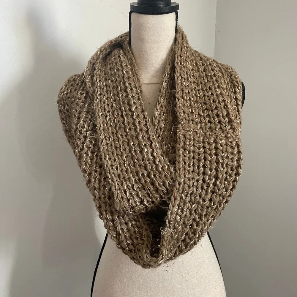 Tan Brown Chunky Knit Infinity Scarf Gold Metallic Sequin Ribbed Loop‎ Boho Chic